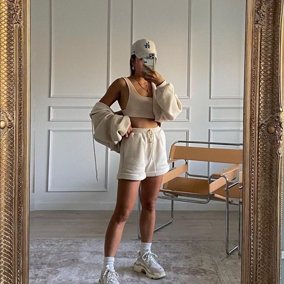 Oversized Hoodie and Short Neutral Lounge SET NWT - Picture 3 of 9